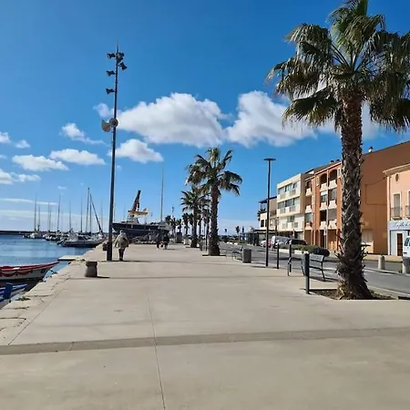 Sur Le Port De Daire *